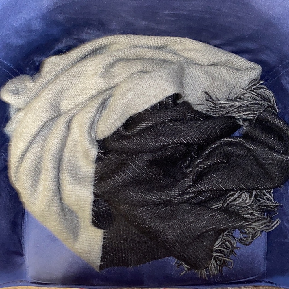 Merona (Target) shawl - Picture 2 of 4